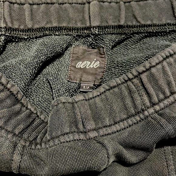 Aerie Slouchy Fleece Pant. Regular Rise. Size Small. Smoked Gray. Like New. - Picture 7 of 7